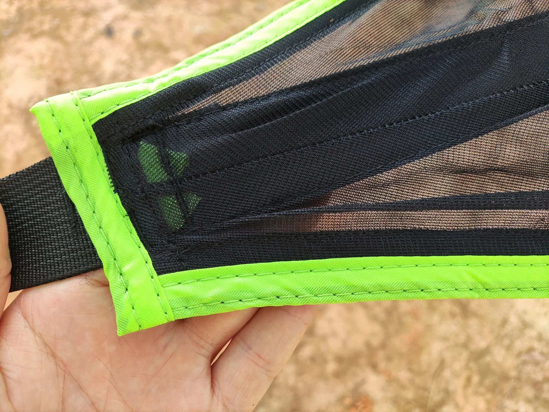 Convenient Outdoor Camping Sleep Hammock - Portable Hanging Bed for Multi Person Aerial Relaxation - 4Mx4Mx4M Triangle Hammock for Ultimate Portability